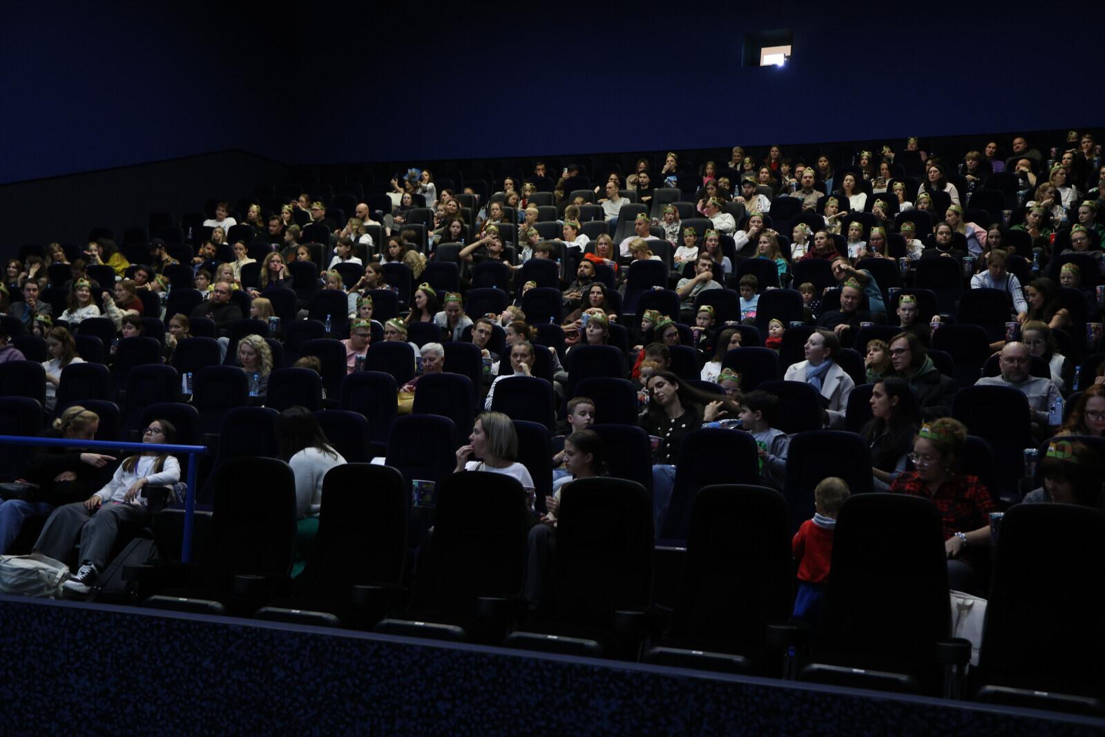 В ГД предложили информировать о наличии вырезанных сцен в фильмах