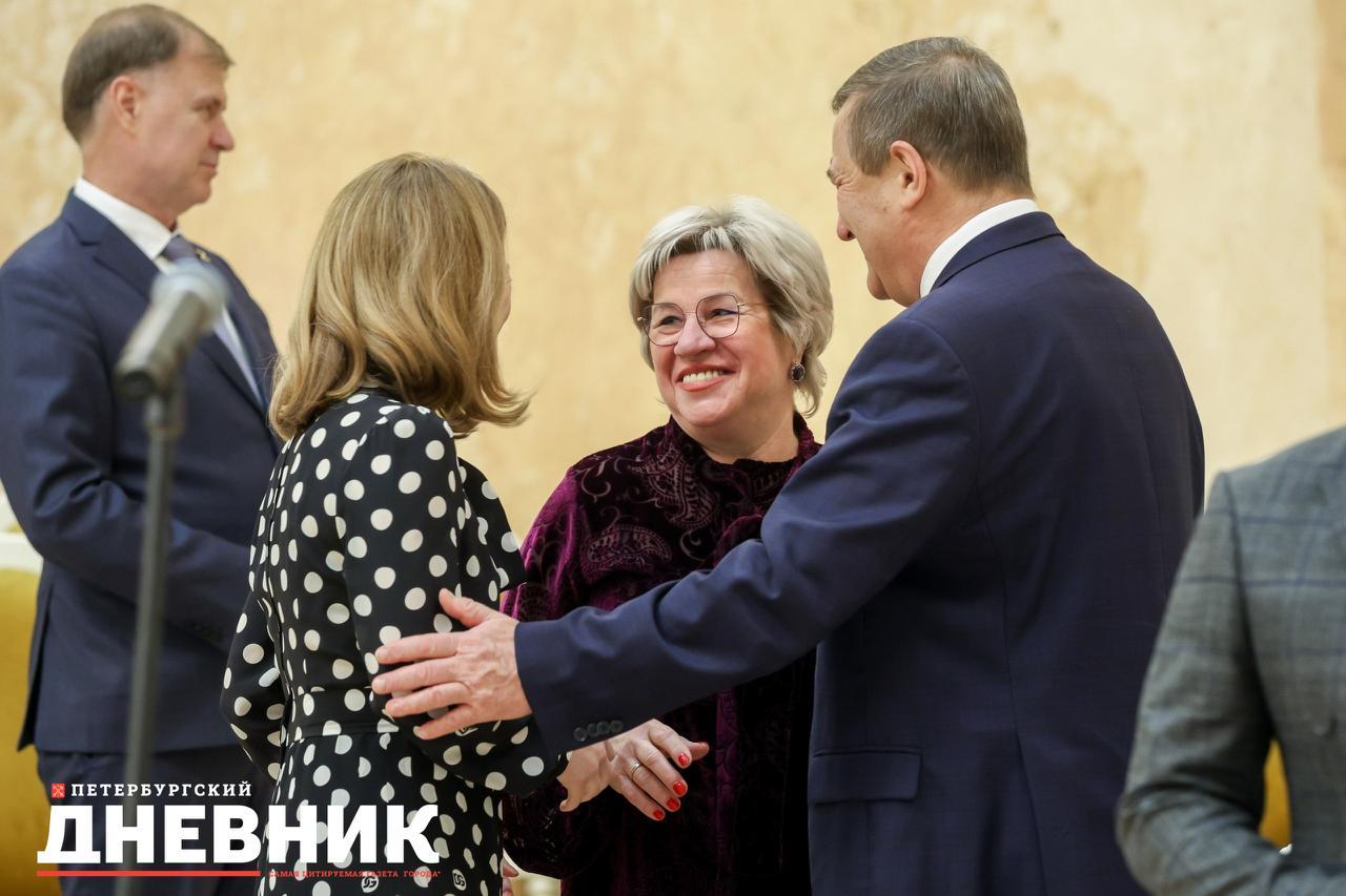 В Петербурге подвели итоги заседания Заксобрания