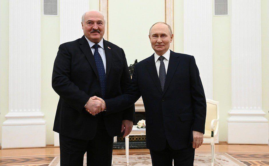 Владимир Путин обратился к Лукашенко в День единения России и Белоруссии