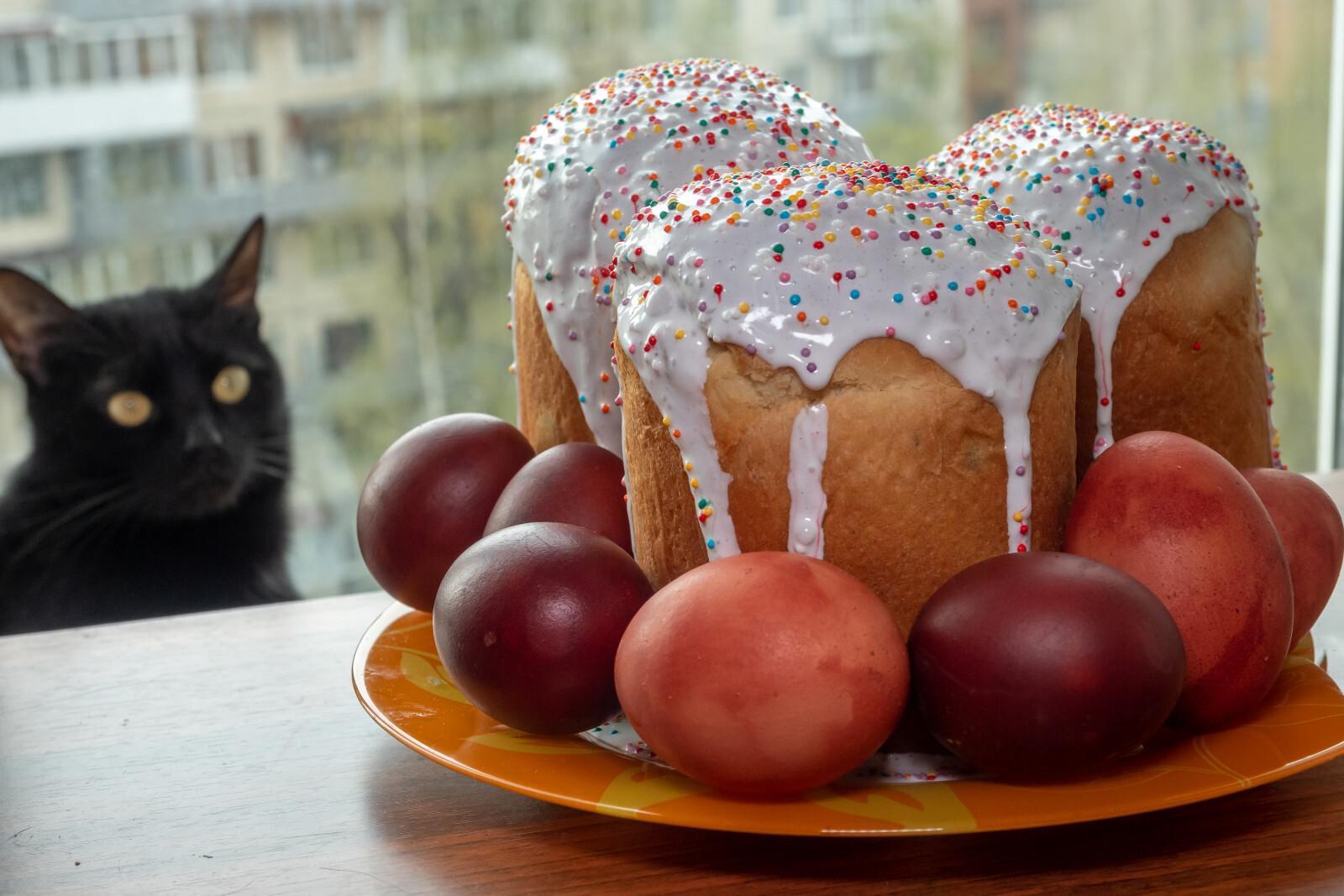 Тысячи пасхальных куличей отправили из Ленинского округа в зону СВО