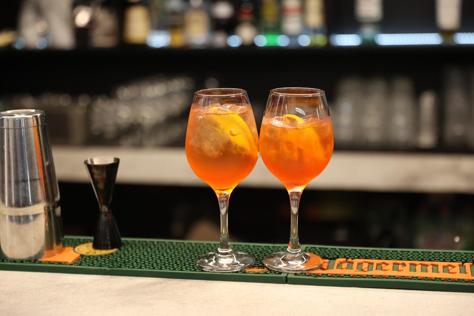 Нарколог Андрей Тюрин объяснил, какие безобидные привычки ведут к алкоголизму