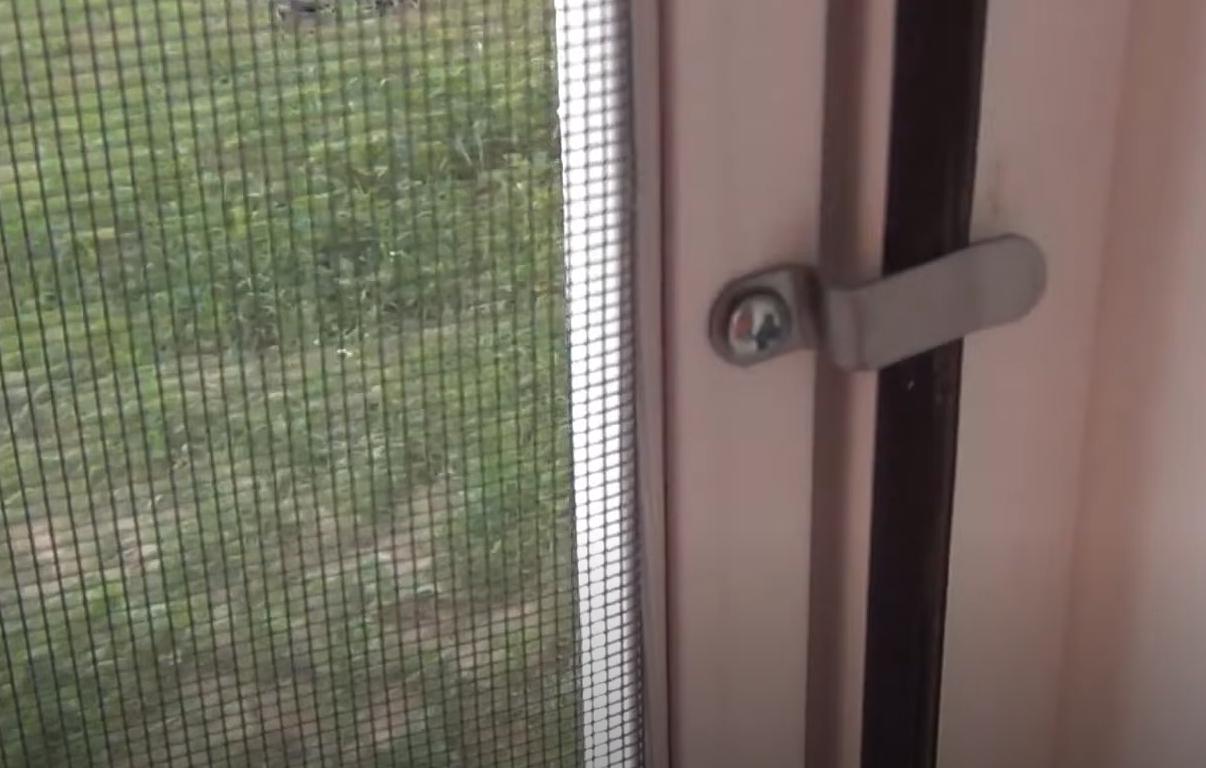 В России введут ГОСТ на антимоскитные сетки