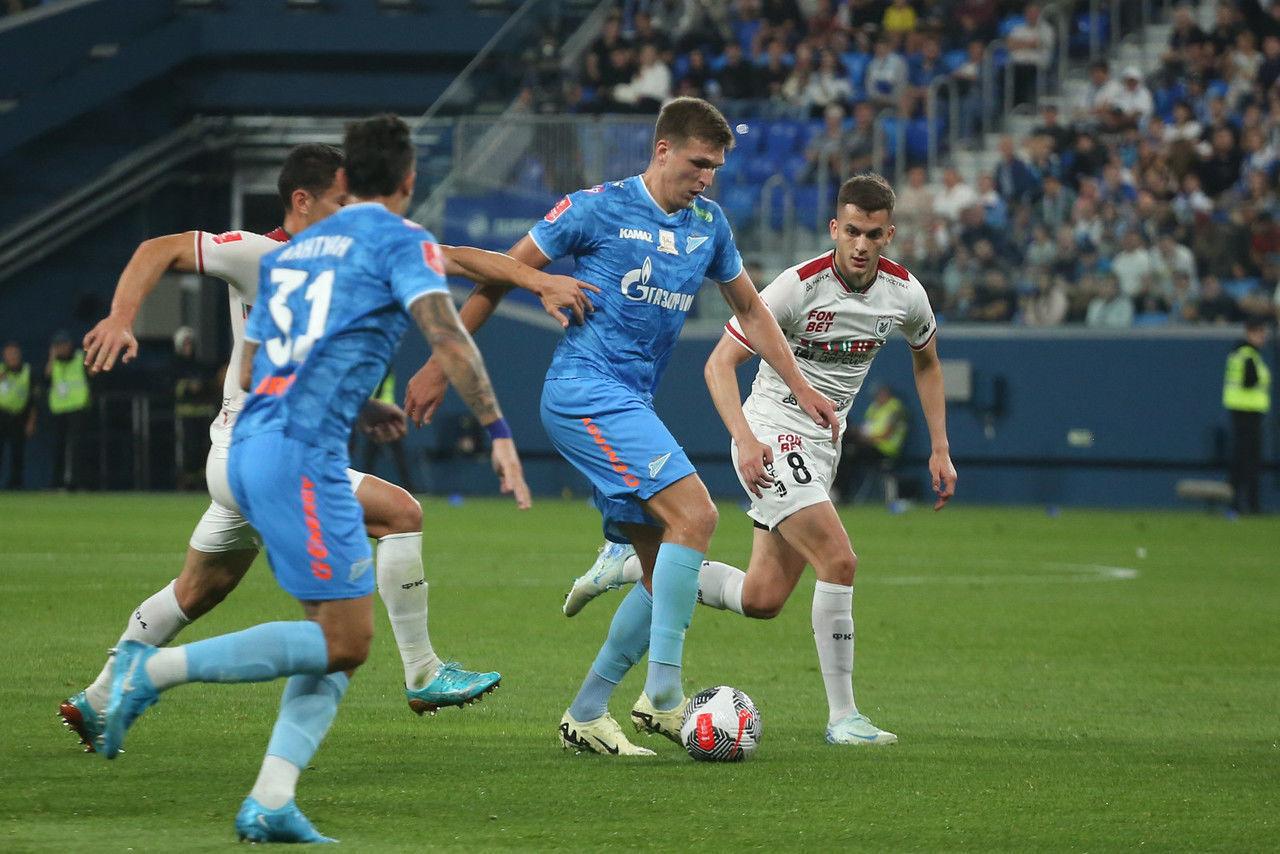 Карпин высказался о перспективах Соболева в сборной России