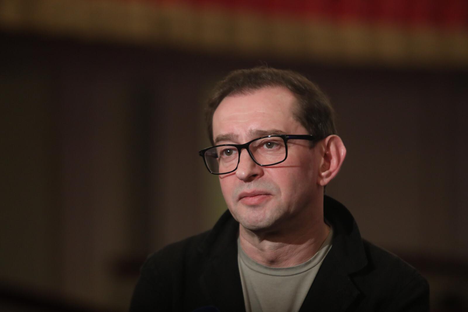 Константин Хабенский посоветовал зрителям тщательнее выбирать спектакли