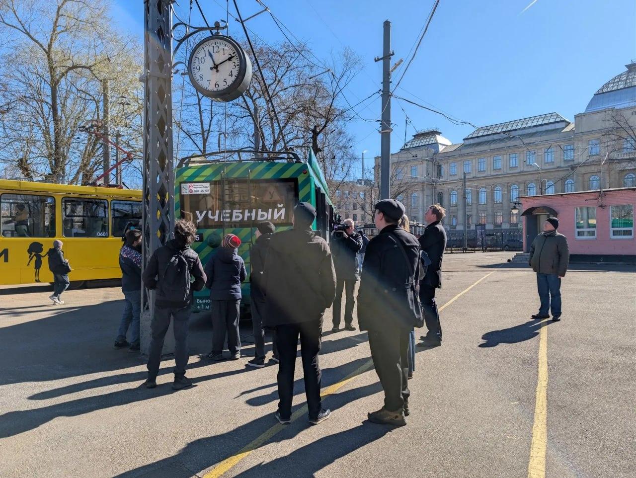 Более 400 гостей посетили День открытых дверей Учебного комбината ГЭТ в Петербурге