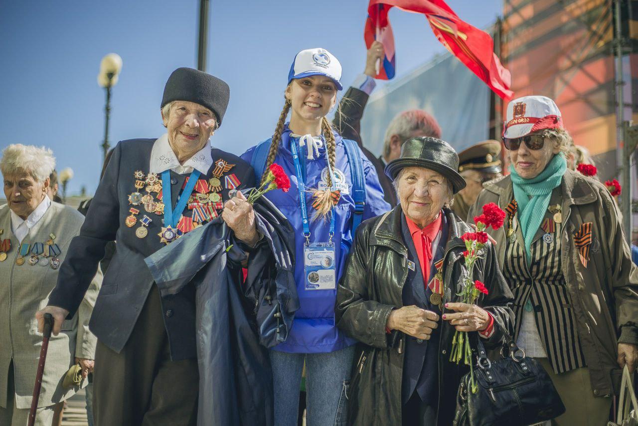 Петербург готовит волонтеров ко Дню Победы