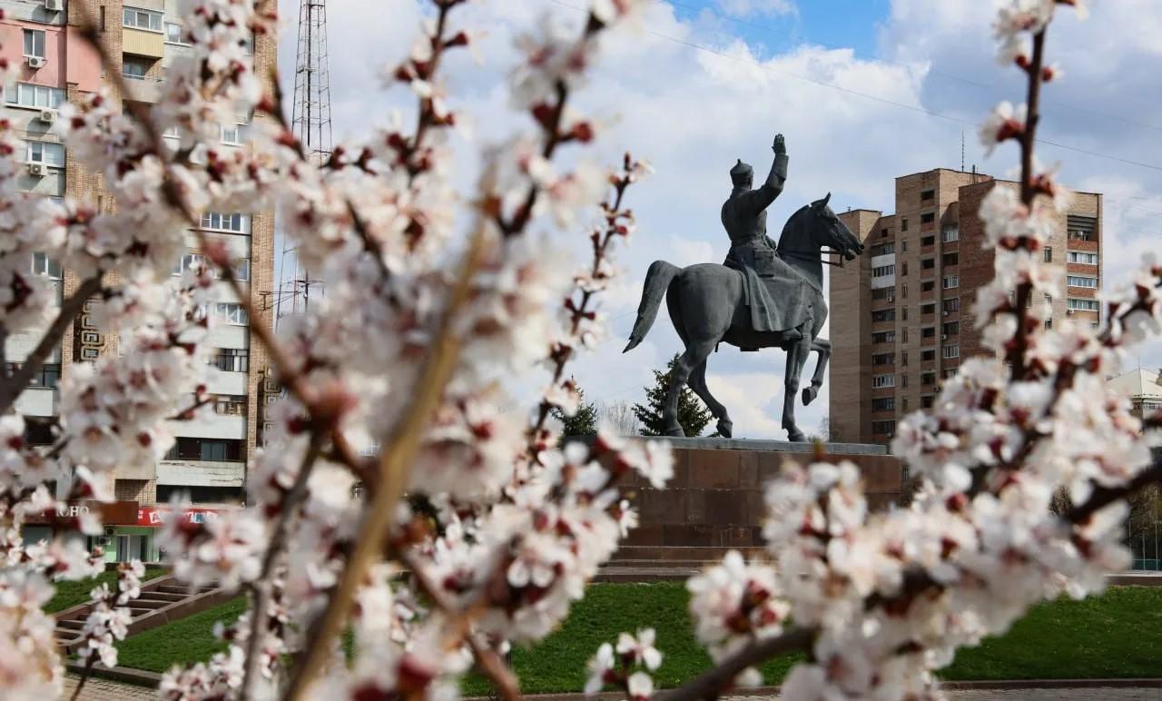 Делегация парламента Петербурга побывала в Луганской народной республике