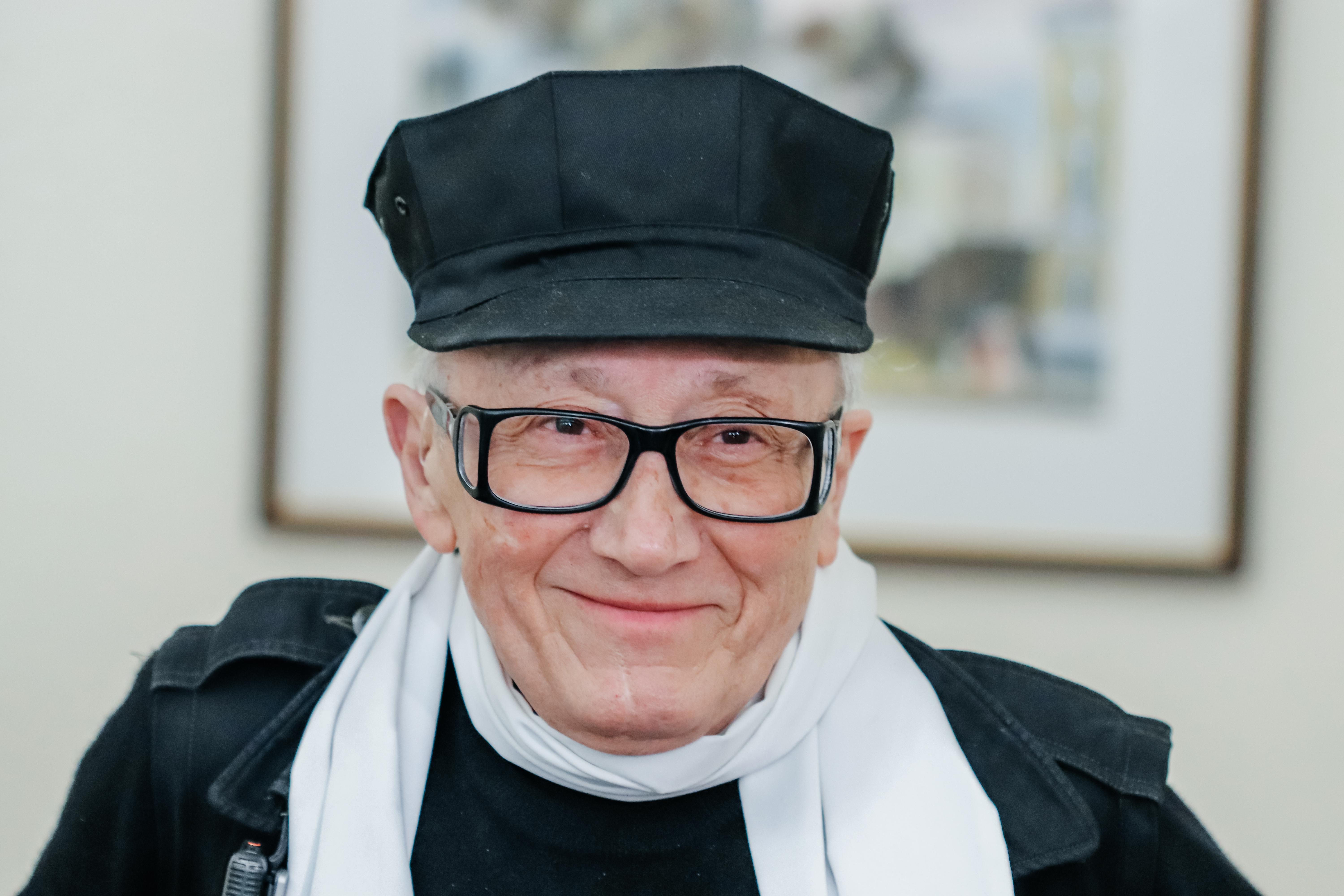 «Я просто хотел работать свободно»: Михаил Шемякин рассказал о творческом пути, русском языке и вызовах цифровой эпохи