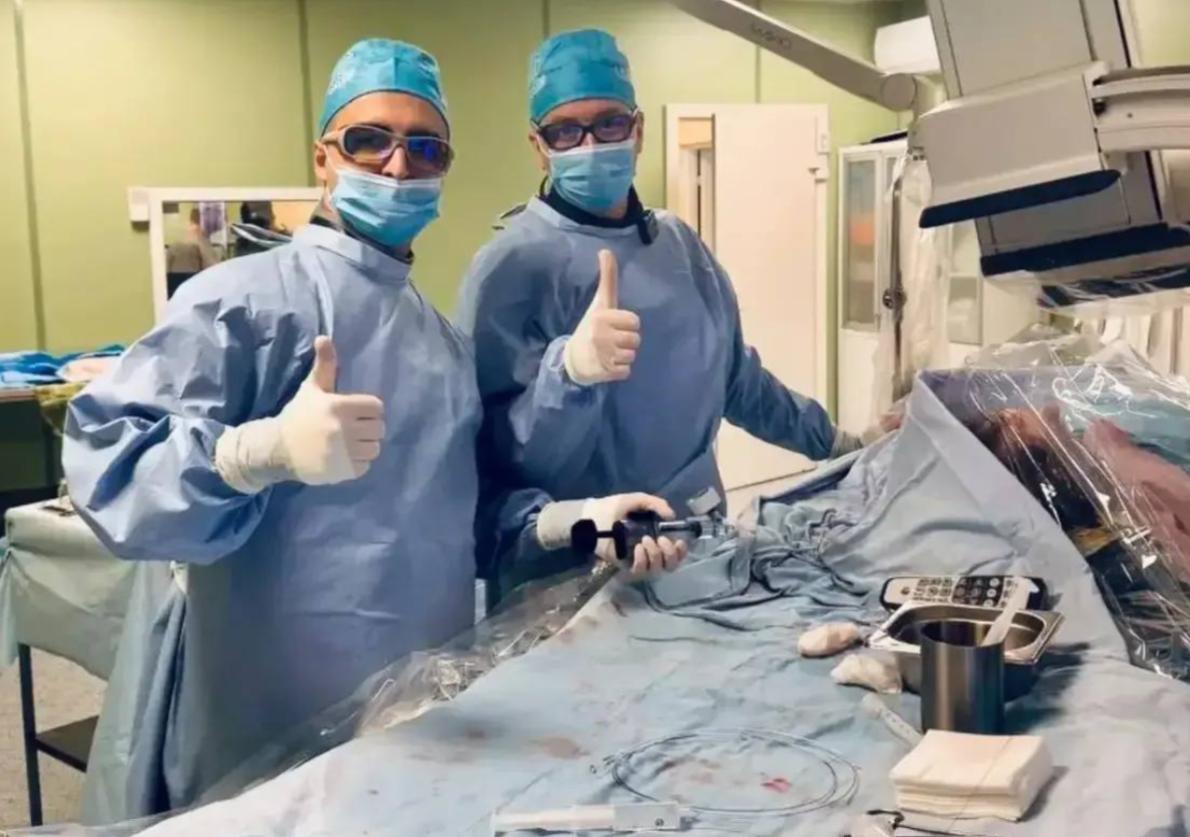 Петербургские хирурги спасли пенсионерку от ампутации ноги, применив нестандартную технику