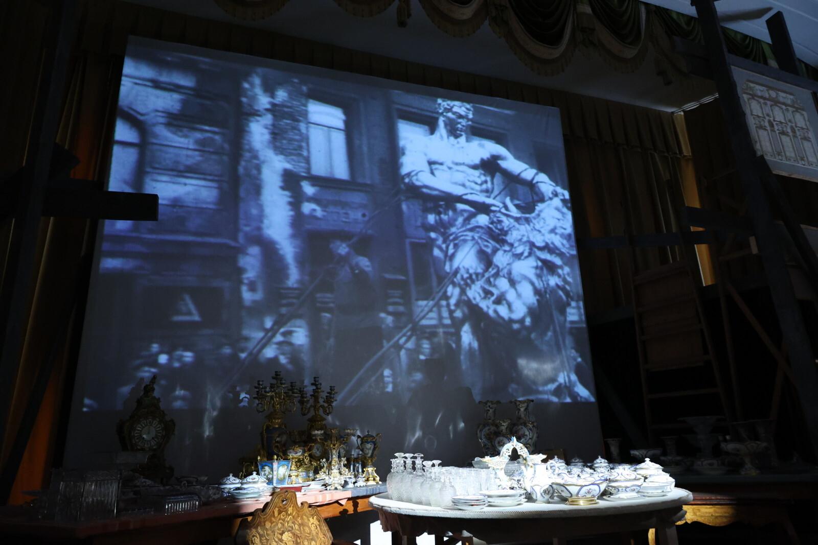 Выставка о трагедии культурного геноцида открывается в Петербурге