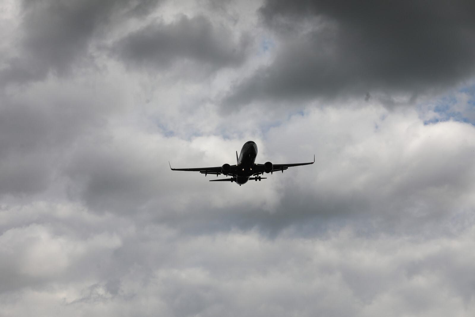 Росавиация разрешила полеты в ОАЭ и над Ираном