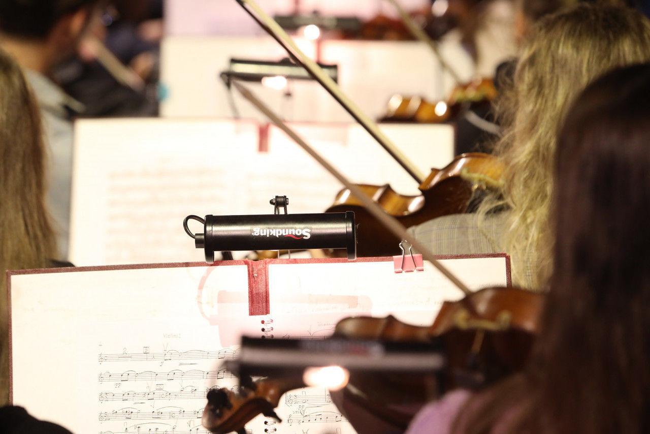 В Петербурге 9 и 10 мая пройдет цифровое симфоническое шоу «ИИ»