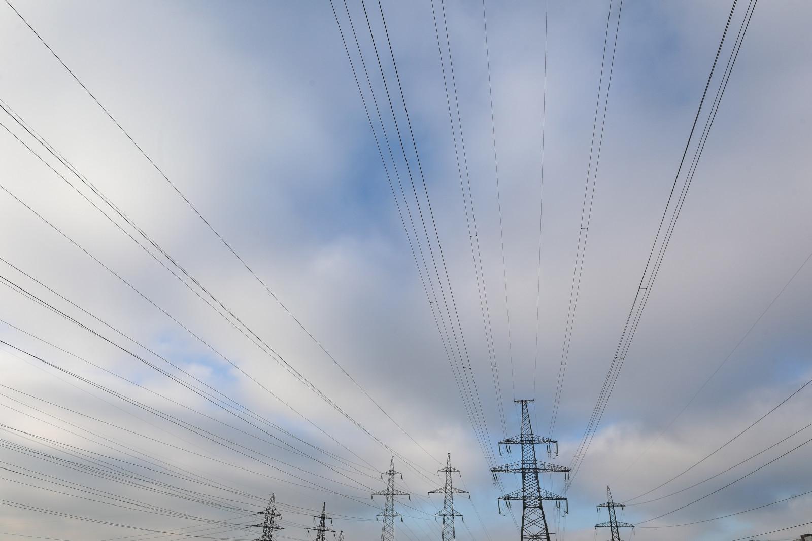 «Россети Ленэнерго» восстанавливают повреждения линий электропередач в Ленобласти