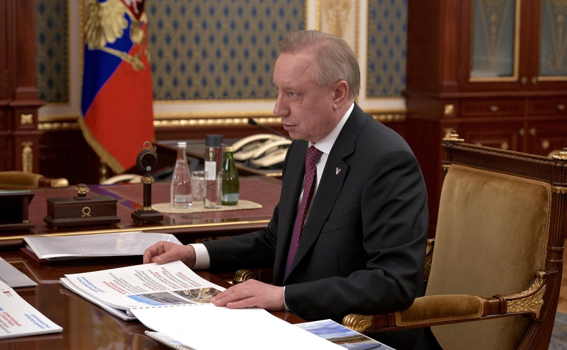 В Петербурге детей в ясельные группы принимают до года