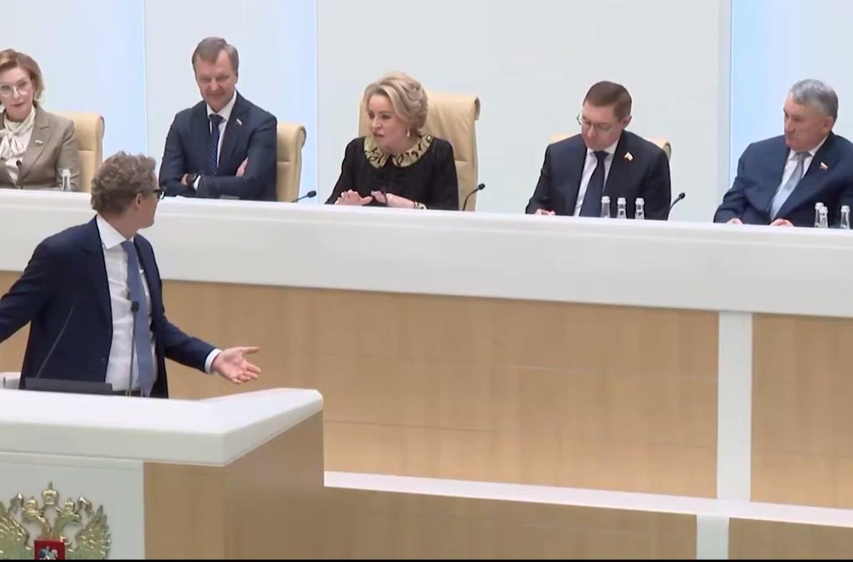 Приятно, что наши люди богатеют: Матвиенко призвала Мордашова из «Северстали» «подтянуть что-то из офшоров» в Россию