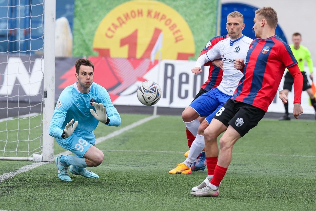 Петербургское «Динамо» в домашнем матче обыграло «Енисей-2» – 2:0