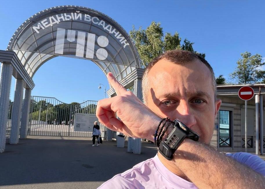 О старте первых соревнований по триатлону «Медный всадник. 51.5» рассказал Пиотровский
