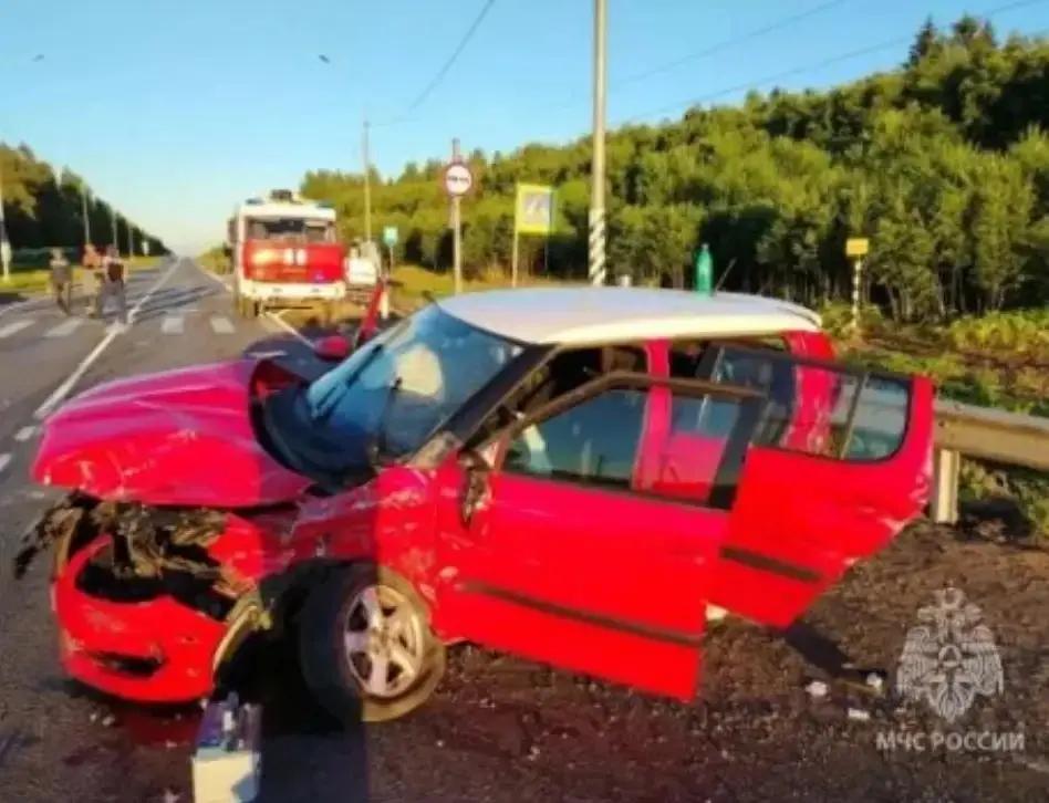 Двое взрослых и подросток пострадали в ДТП на 41‑м километре трассы А‑120 в Ленобласти