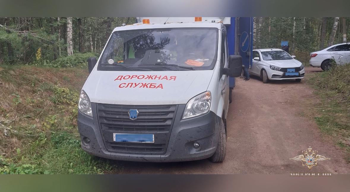 В Ленобласти задержали наркокурьеров, маскировавшихся под дорожных рабочих
