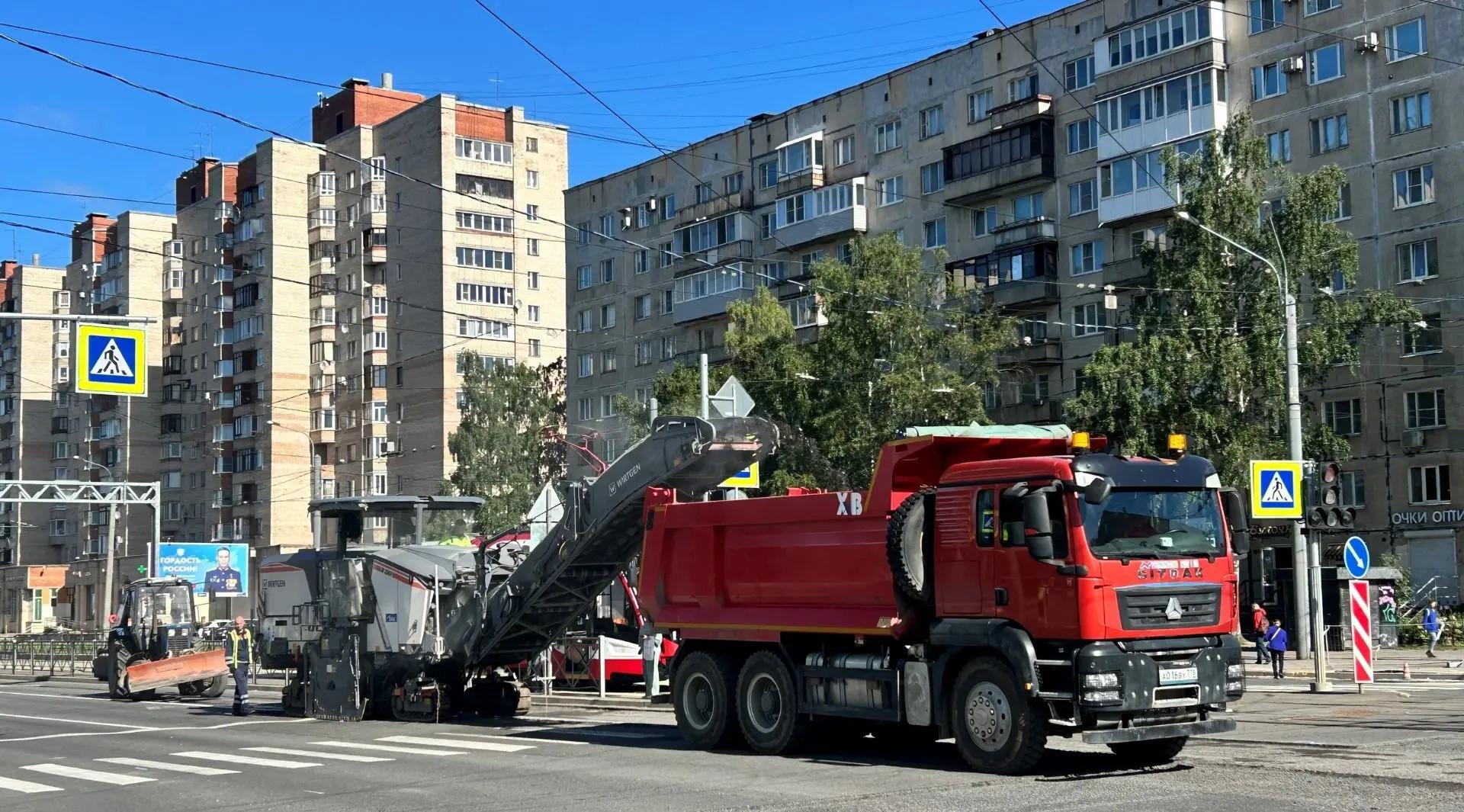 Светлановский проспект в Петербурге получит 100 тысяч «квадратов» нового асфальта