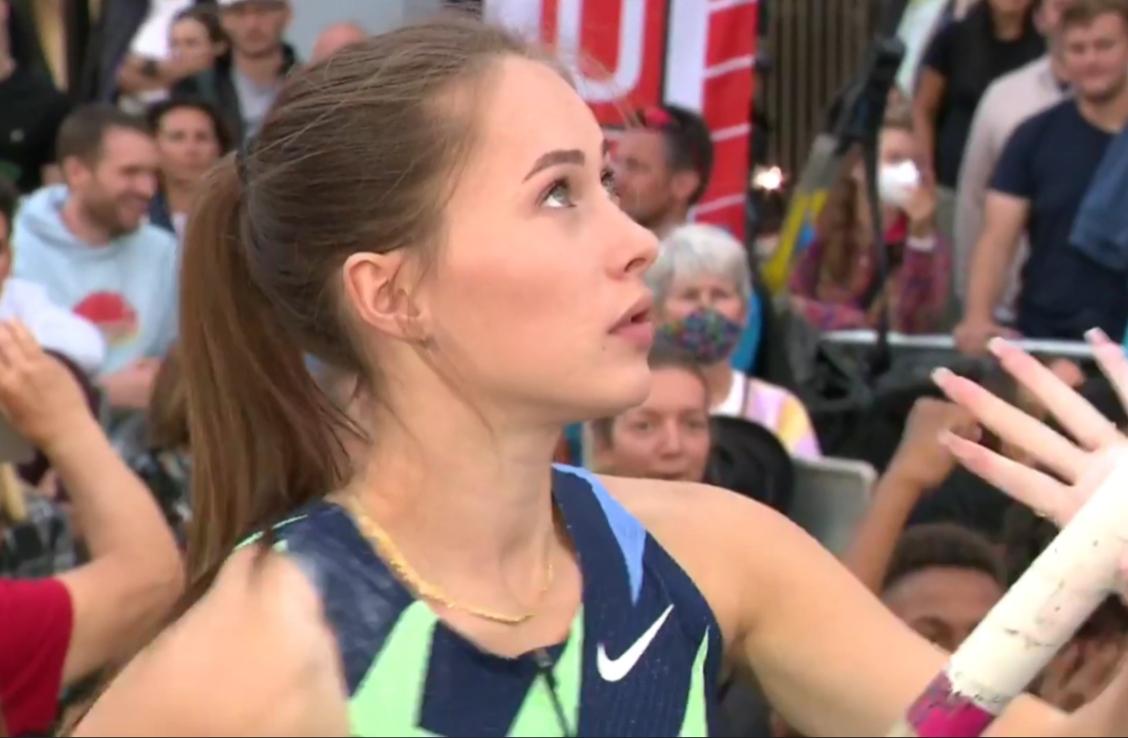 Петербурженка Полина Кнороз выиграла чемпионат России в прыжках с шестом