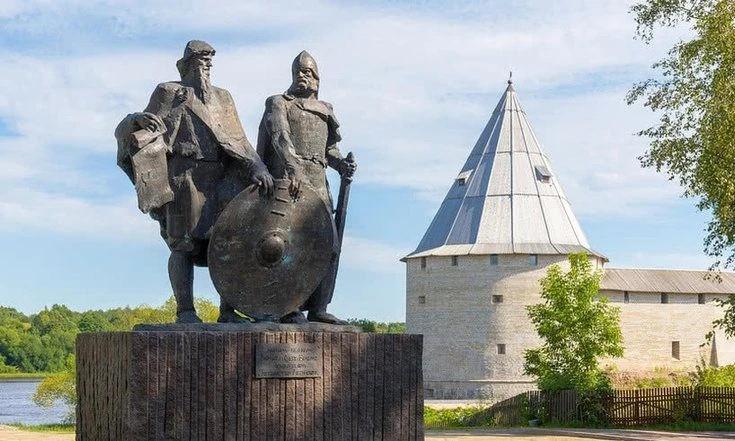Игорь Руденя поздравил жителей Ленобласти с 99-летием региона