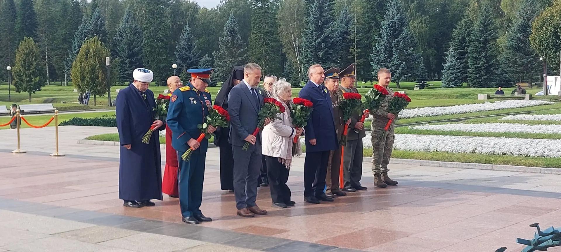 В Петербурге почтили память жертв блокады Ленинграда
